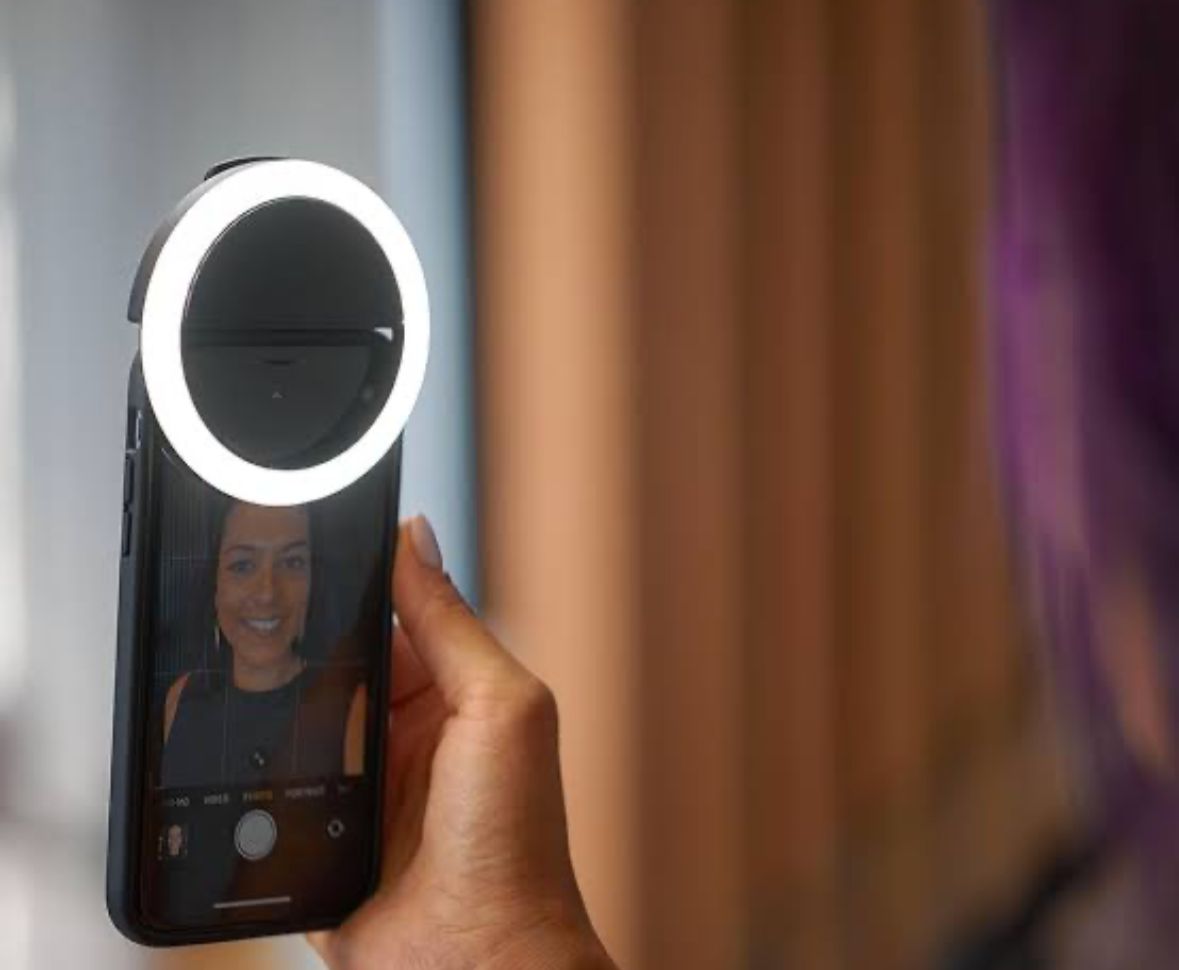 SELFIE RING LIGHT AVAILABLE